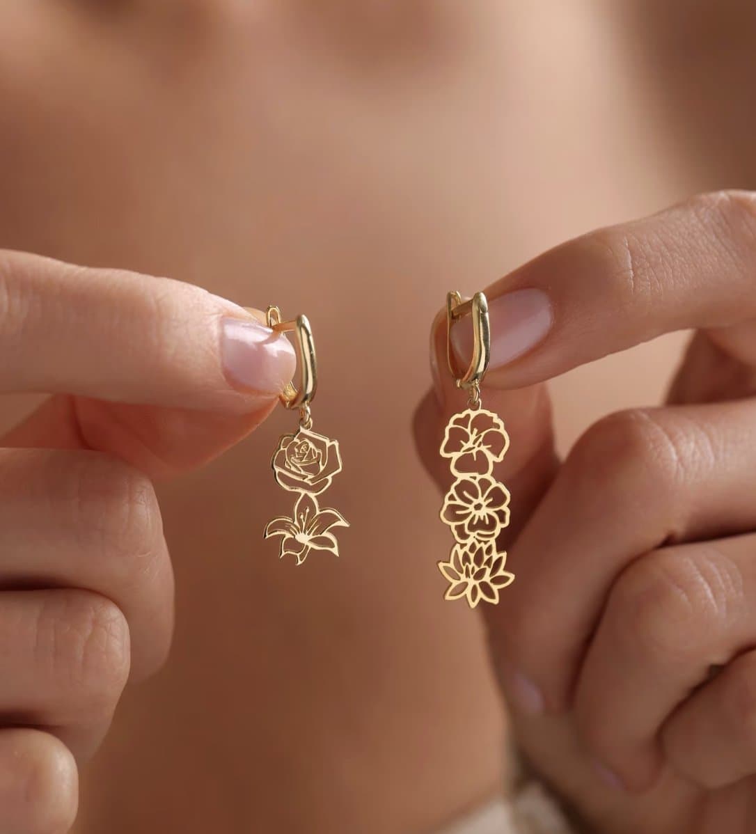 Gold birthflower earrings